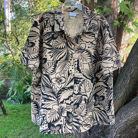 Hot Cotton Tops - Black & Tan Floral HOT COTTON Shirt
